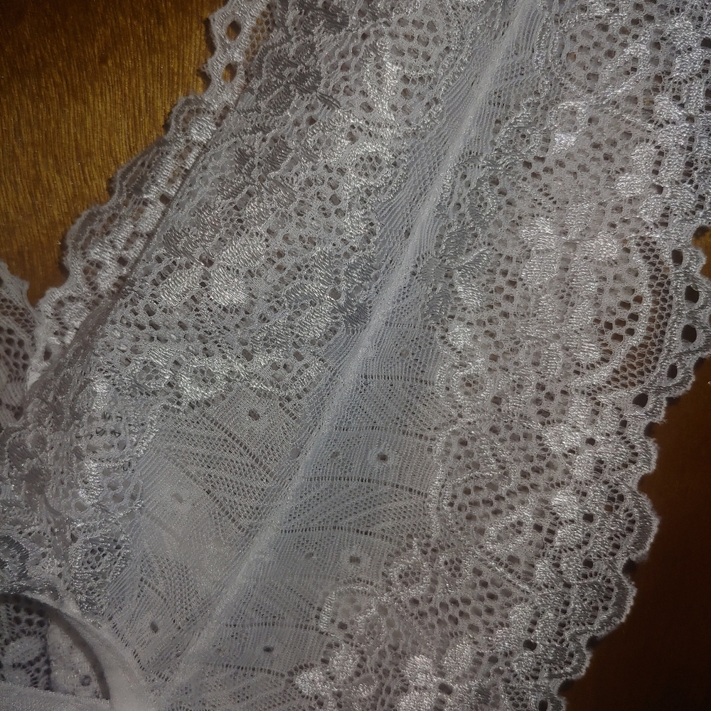 Women's Deep V Sexy Lace Ultra Thin Bra - Picture 4 of 4